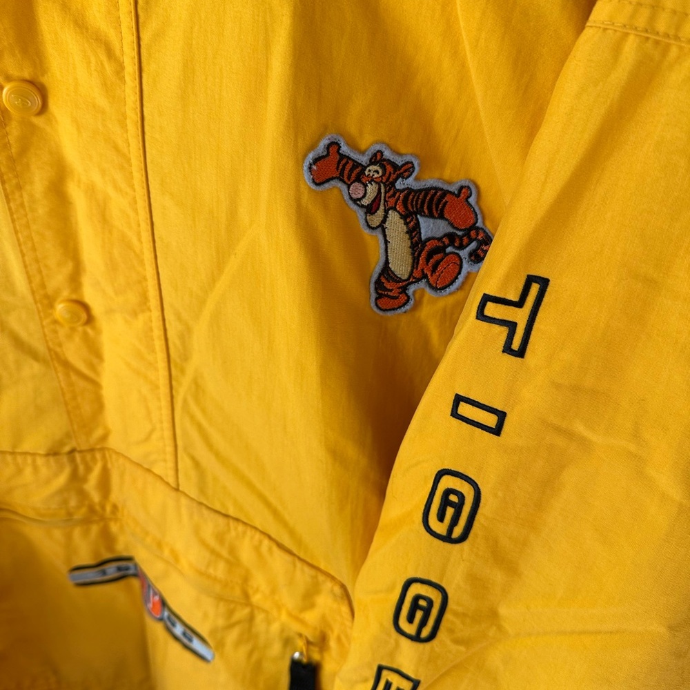Vintage Disney Tigger Jacket XL Yellow 90s Zip Up Coat Embroidered Rare - Picture 2 of 9